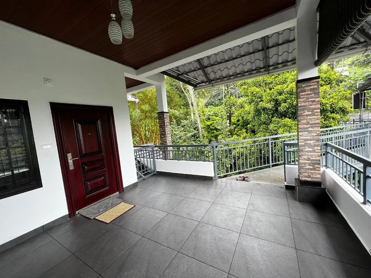 Cherry Blossom Homestays Munnar 2Bhk Holiday home