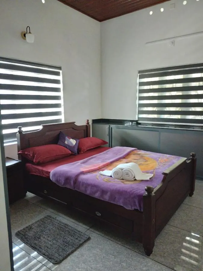 Cherry Blossom Homestays Munnar 2Bhk Holiday home